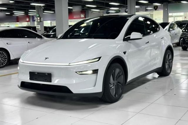 Used Tesla Model Y 2026 Rear-Drive Model