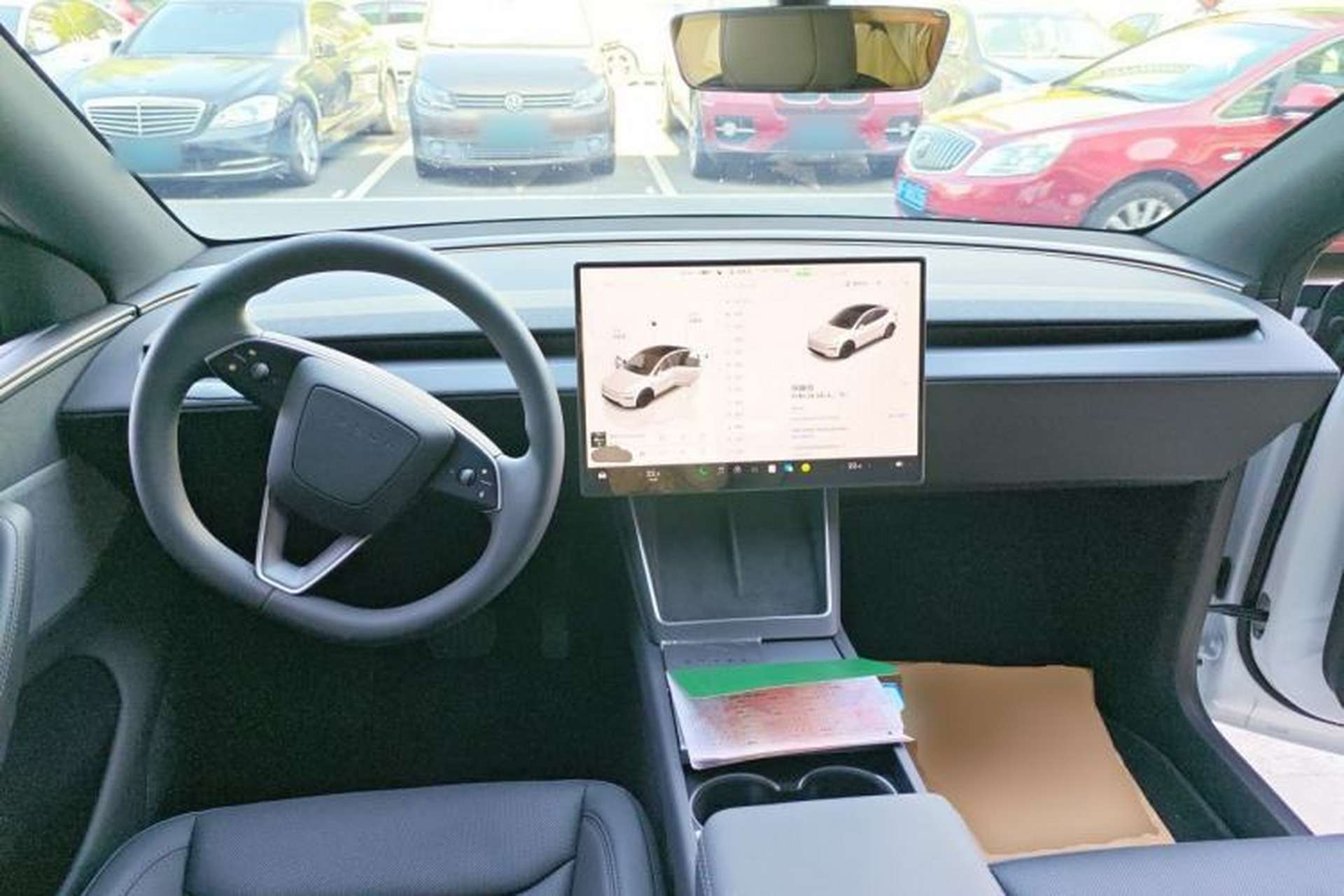 Used Tesla Model Y 2026 Rear-Drive Model Center Console