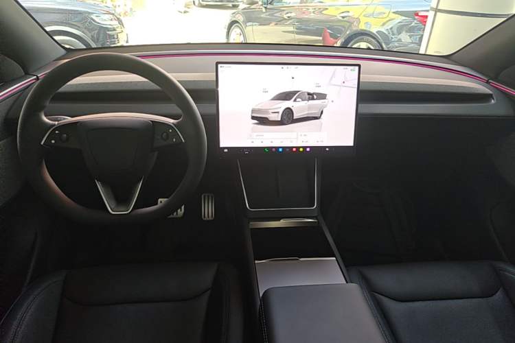 Used Tesla Model Y 2026 Rear-Drive Model Center Console