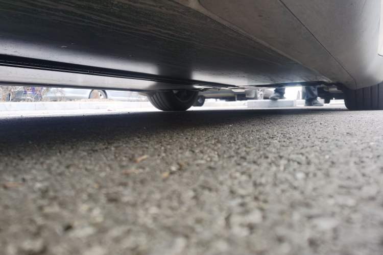 Used Tesla Model Y 2026 Rear-Drive Model Chassis Front Left