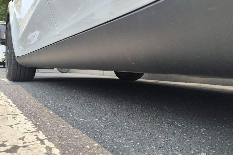 Used Tesla Model Y 2026 Model Long-Range Rear-Wheel-Drive Version Chassis Rear Left