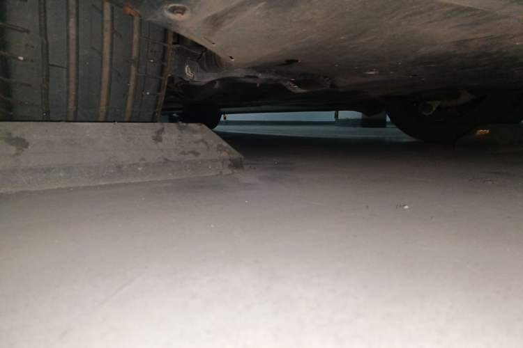 Used Tesla Model Y 2026 Model Long-Range Rear-Wheel-Drive Version Chassis Rear Left