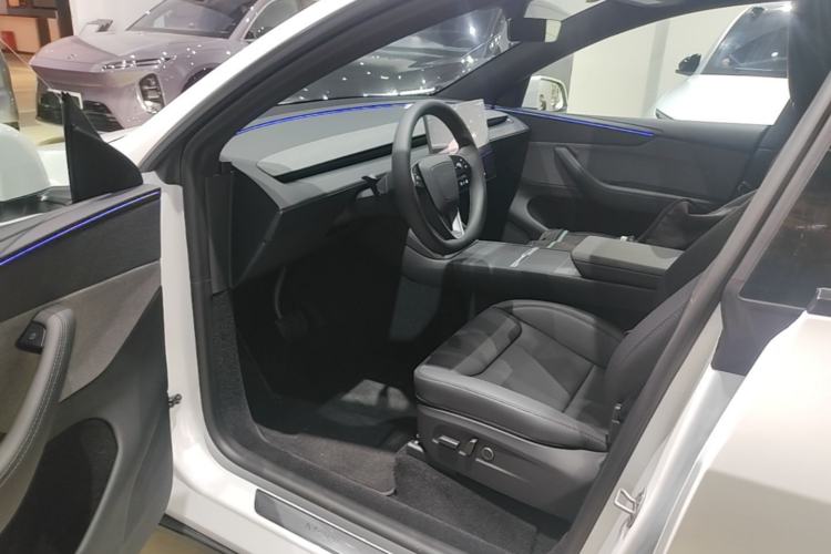 Used Tesla Model Y 2026 Rear-Drive Model Driver Seat