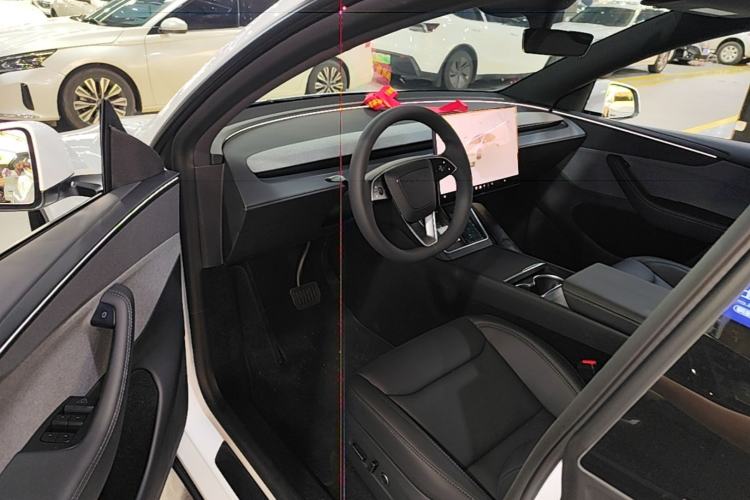Used Tesla Model Y 2026 Rear-Drive Model Driver Seat