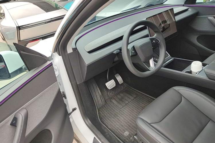Used Tesla Model Y 2026 Model Long-Range Rear-Wheel-Drive Version Driver Seat