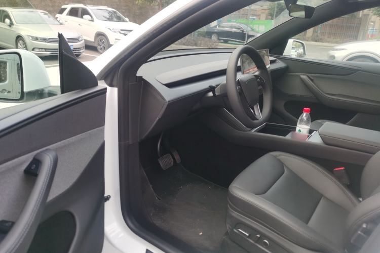 Used Tesla Model Y 2026 Rear-Drive Model Driver Seat