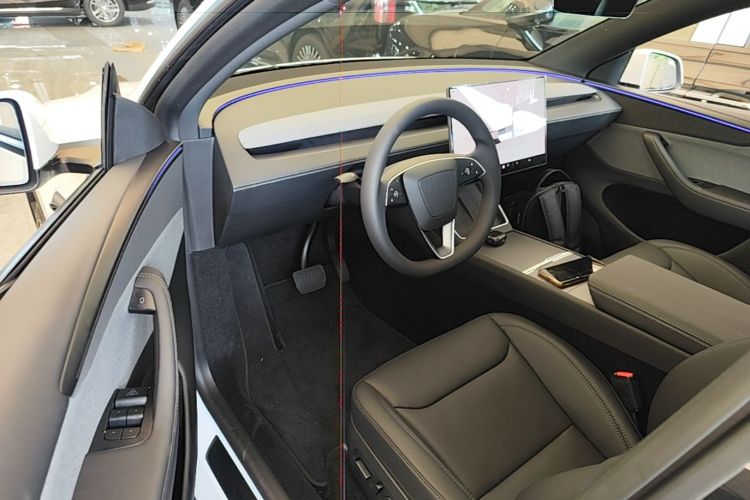 Used Tesla Model Y 2026 Rear-Drive Model Driver Seat