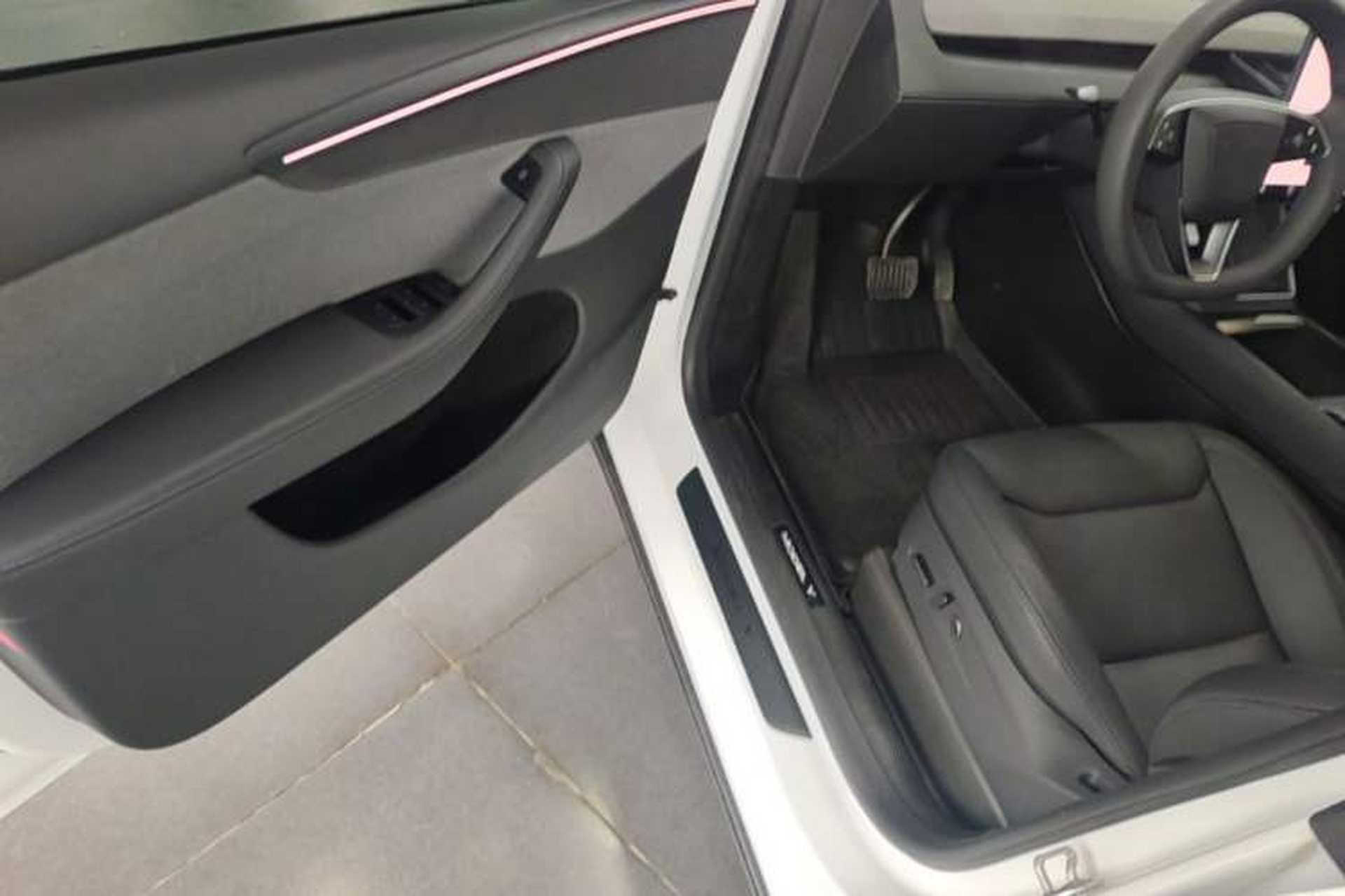 Used Tesla Model Y 2026 Rear-Drive Model Driver Seat