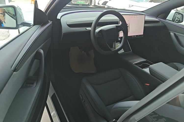 Used Tesla Model Y 2026 Rear-Drive Model Driver Seat