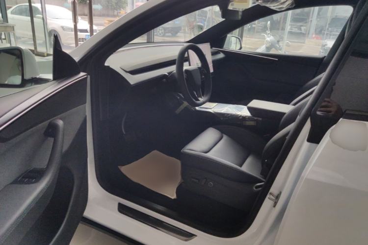 Used Tesla Model Y 2026 Rear-Drive Model Driver Seat
