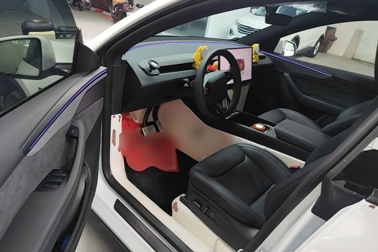 Used Tesla Model Y 2026 Long-Range All-Wheel-Drive Model Driver Seat
