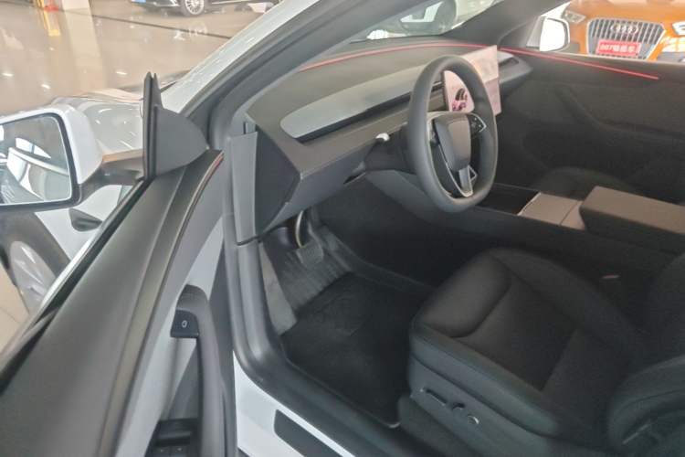 Used Tesla Model Y 2026 Rear-Drive Model Driver Seat