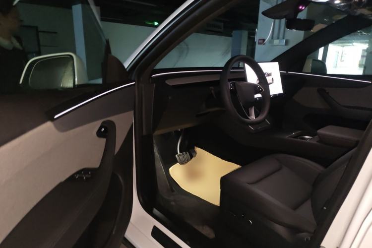Used Tesla Model Y 2026 Rear-Drive Model Driver Seat