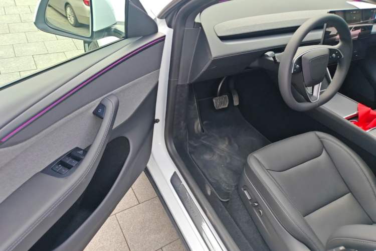 Used Tesla Model Y 2026 Rear-Drive Model Driver Seat