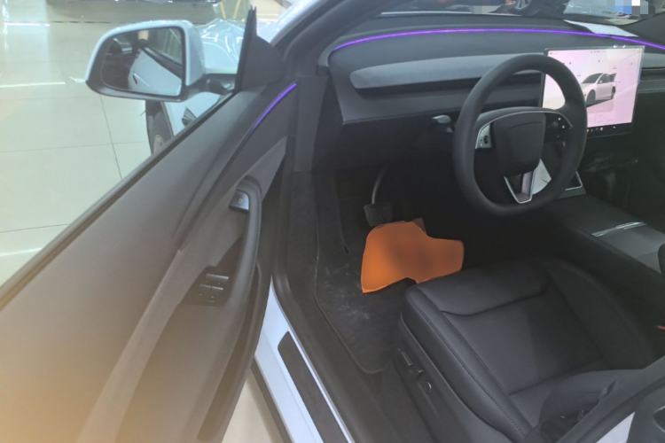 Used Tesla Model Y 2026 Rear-Drive Model Driver Seat