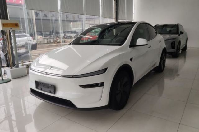 Used Tesla Model Y 2026 Rear-Drive Model