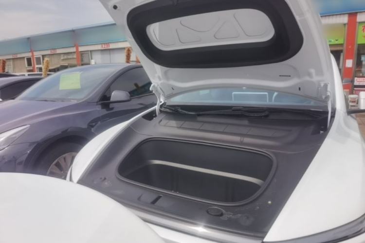 Used Tesla Model Y 2026 Model Long-Range Rear-Wheel-Drive Version Engine Bay