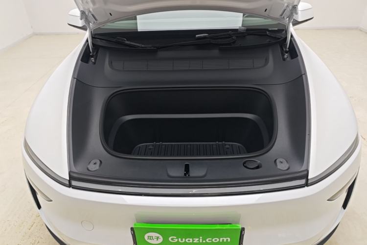 Used Tesla Model Y 2026 Rear-Drive Model Engine Bay