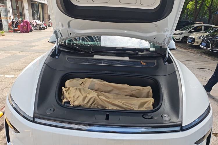 Used Tesla Model Y 2026 Rear-Drive Model Engine Bay