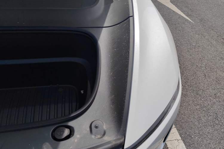 Used Tesla Model Y 2026 Rear-Drive Model Engine Bay Left