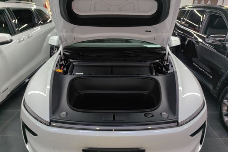 Used Tesla Model Y 2026 Long-Range All-Wheel-Drive Model Engine Bay
