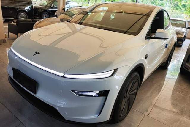 Used Tesla Model Y 2026 Rear-Drive Model