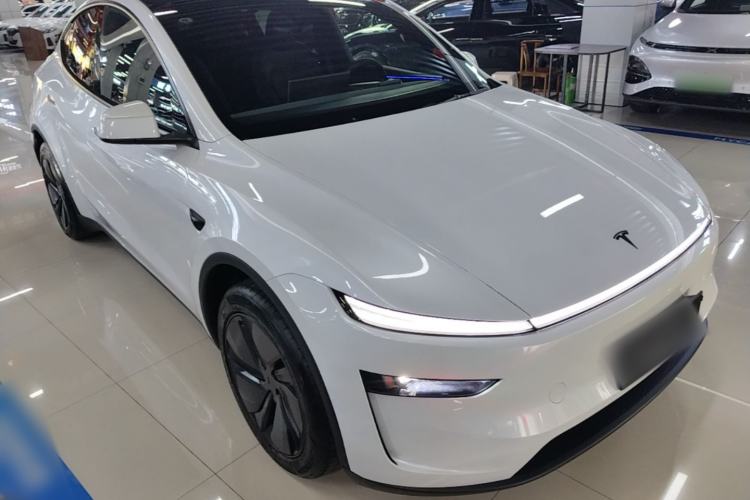 Used Tesla Model Y 2026 Facelifted Long-Range Rear-Drive Model Exterior 1