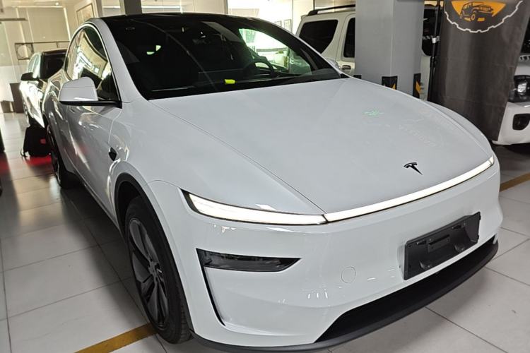 Used Tesla Model Y 2026 Rear-Drive Model Exterior 1
