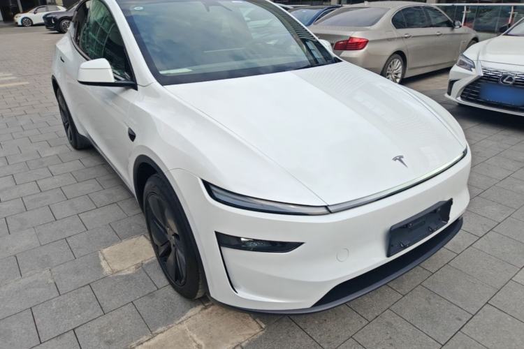 Used Tesla Model Y 2026 Rear-Drive Model Exterior 1