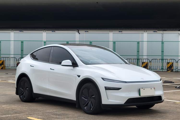 Used Tesla Model Y 2026 Model Long-Range Rear-Wheel-Drive Version Exterior 2