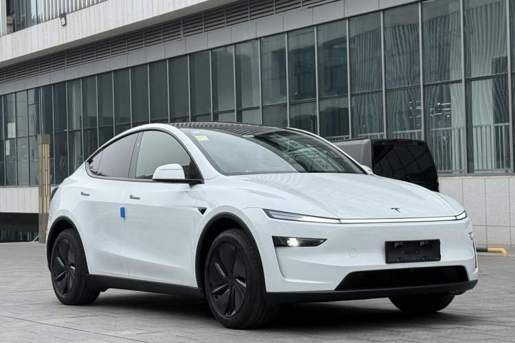 Used Tesla Model Y 2026 Rear-Drive Model Exterior 2