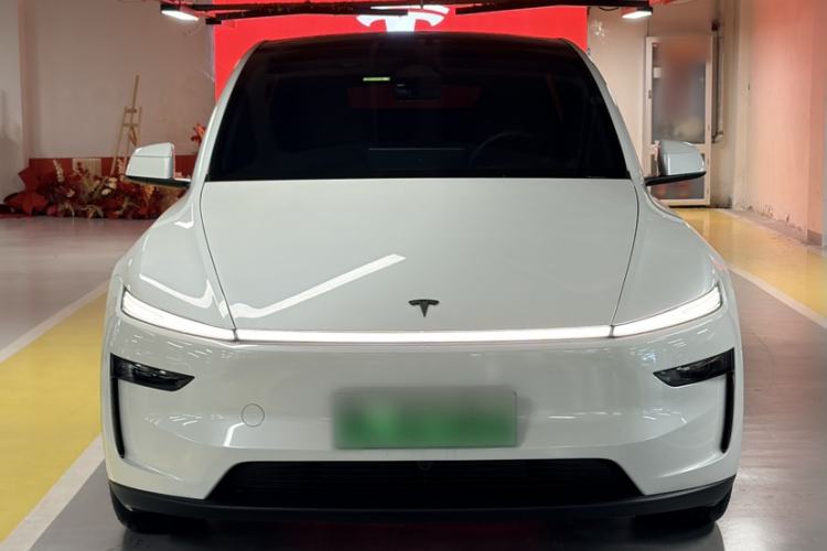Used Tesla Model Y 2026 Rear-Drive Model Exterior 2
