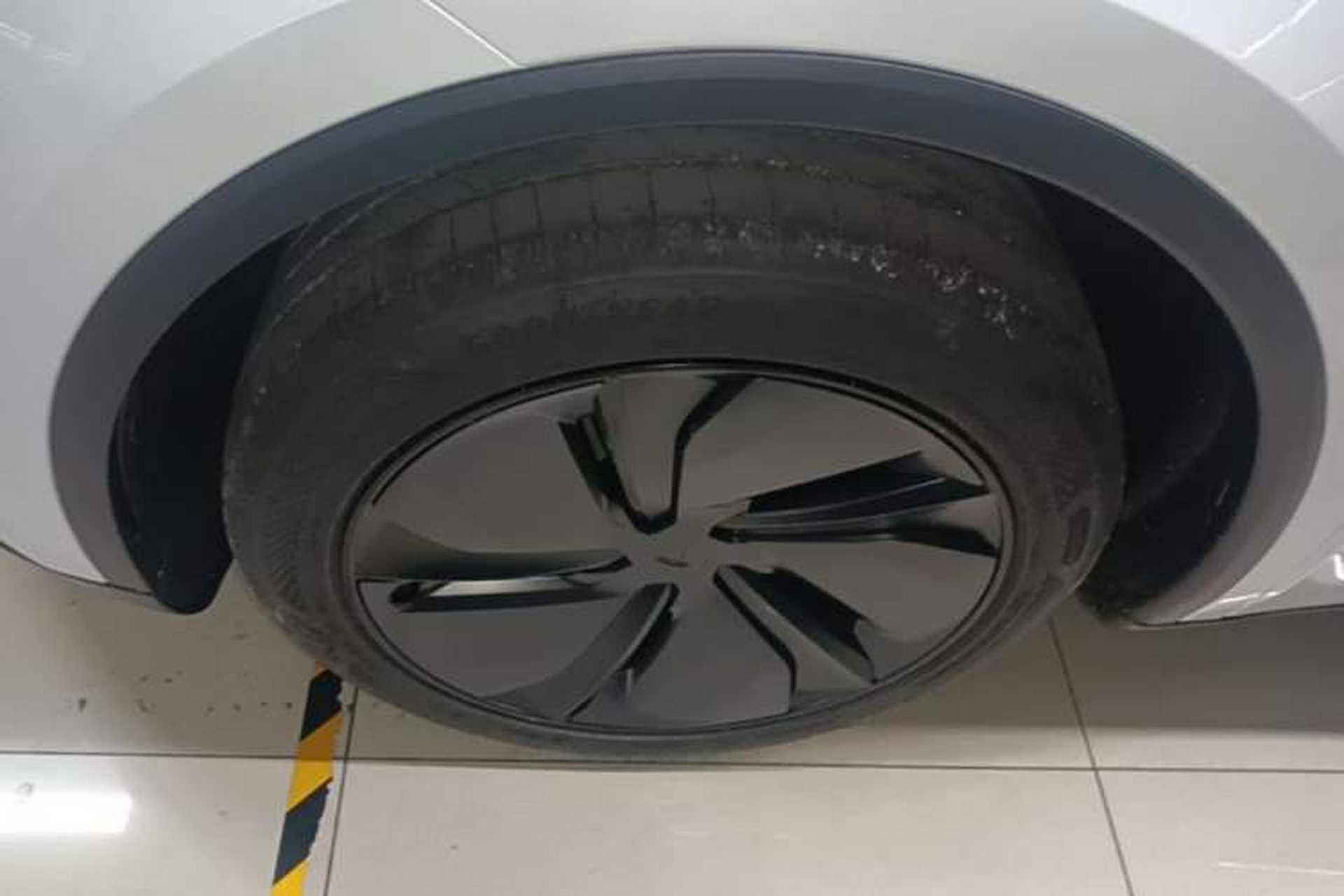Used Tesla Model Y 2026 Rear-Drive Model Exterior 4