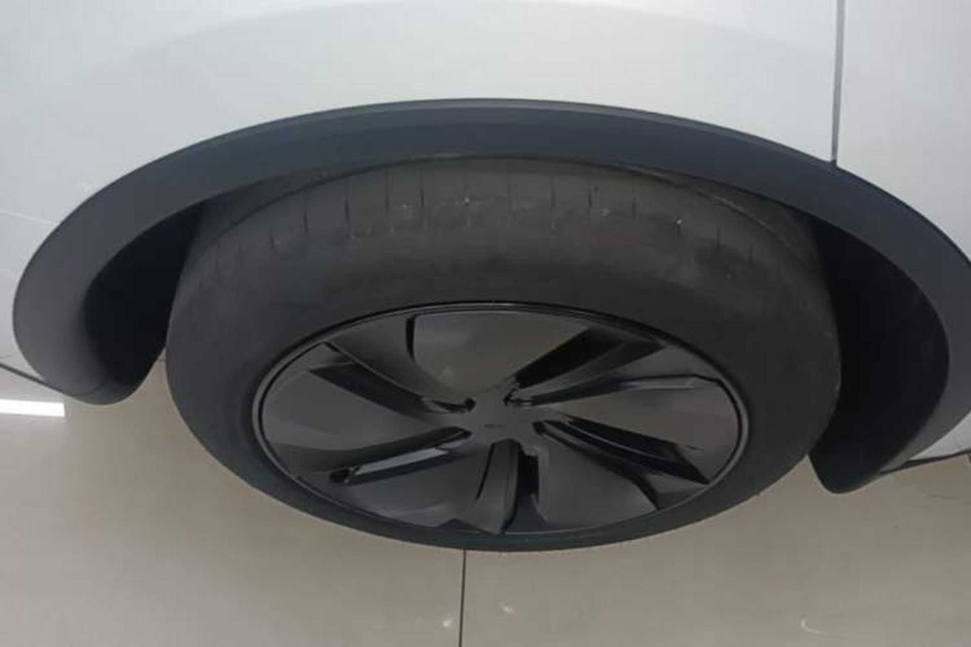 Used Tesla Model Y 2026 Rear-Drive Model Exterior 5