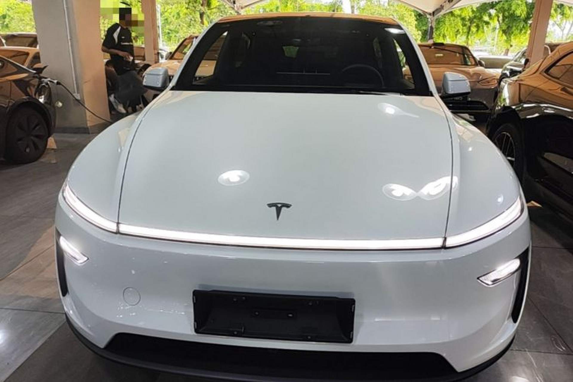 Used Tesla Model Y 2026 Rear-Drive Model Front