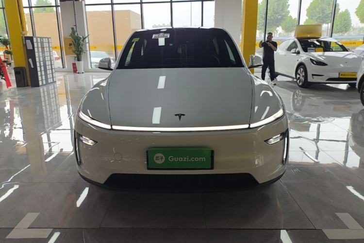 Used Tesla Model Y 2026 Rear-Drive Model Front
