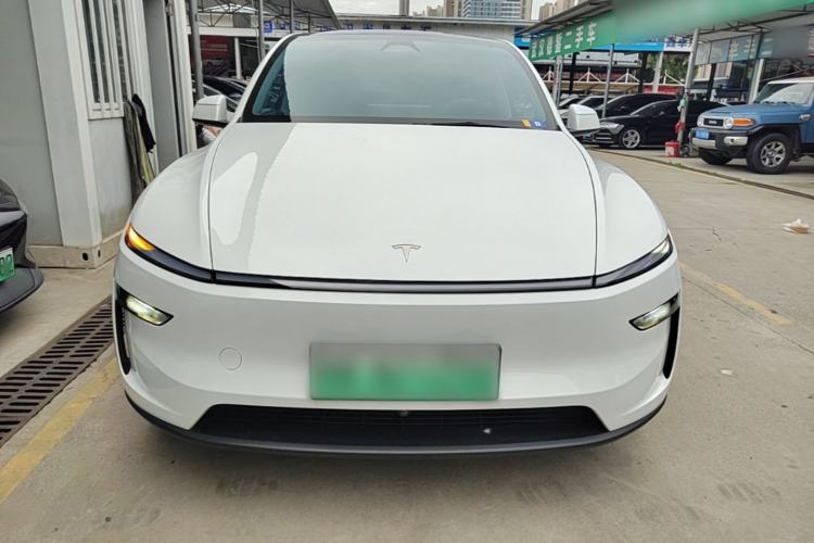 Used Tesla Model Y 2026 Model Long-Range Rear-Wheel-Drive Version Front