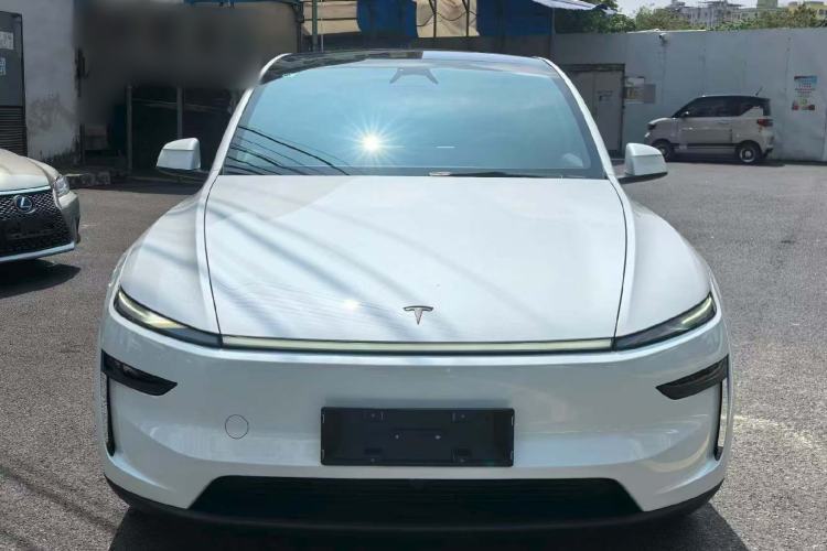 Used Tesla Model Y 2026 Rear-Drive Model Front