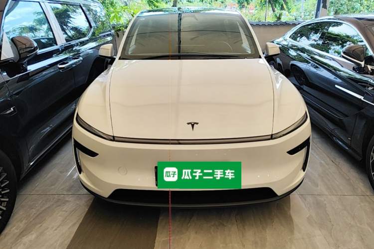 Used Tesla Model Y 2026 Rear-Drive Model Front