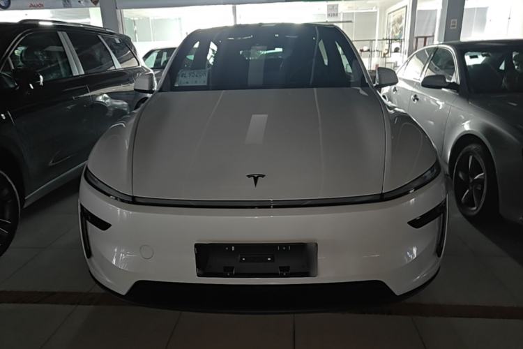 Used Tesla Model Y 2026 Rear-Drive Model Front
