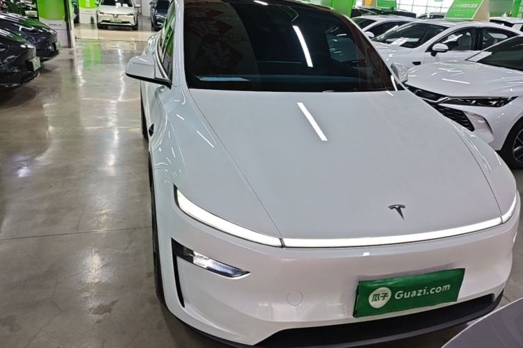 Used Tesla Model Y 2026 Model Long-Range Rear-Wheel-Drive Version Front