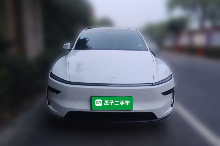 Used Tesla Model Y 2026 Rear-Drive Model Front
