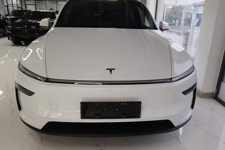 Used Tesla Model Y 2026 Rear-Drive Model Front