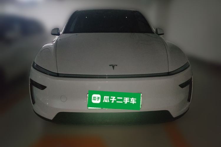 Used Tesla Model Y 2026 Rear-Drive Model Front