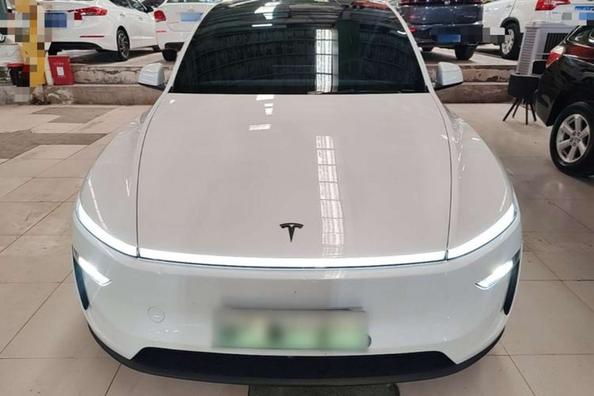 Used Tesla Model Y 2026 Rear-Drive Model Front