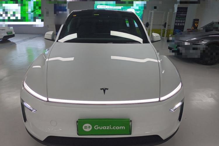 Used Tesla Model Y 2026 Rear-Drive Model Front