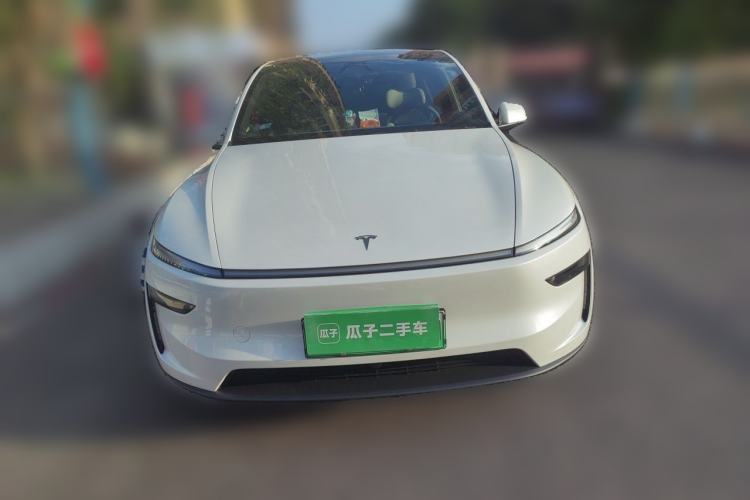 Used Tesla Model Y 2026 Rear-Drive Model Front