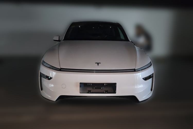 Used Tesla Model Y 2026 Rear-Drive Model Front