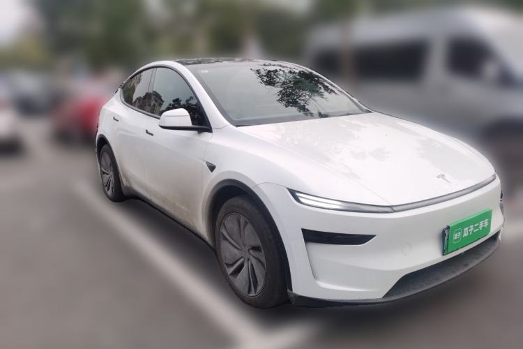 Used Tesla Model Y 2026 Rear-Drive Model Front Right 45 Deg