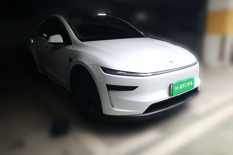 Used Tesla Model Y 2026 Model Long-Range Rear-Wheel-Drive Version Front Right 45 Deg
